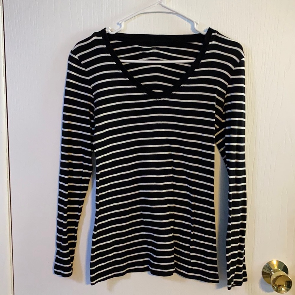 Women’s Gap long sleeve